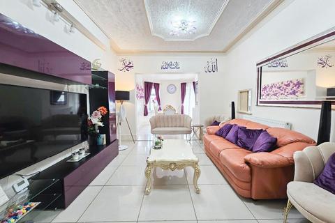 4 bedroom semi-detached house for sale, Barlow Road, Stretford, Manchester, M32