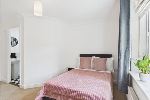 undefined, Ensuite Room at Kenneth McKee