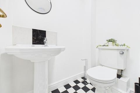 undefined, Ensuite Room at Kenneth McKee