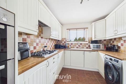 16 Clarence Close, Chelmsford, CM2 6SE
