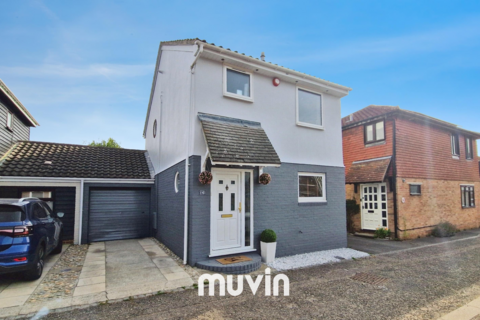 16 Clarence Close, Chelmsford, CM2 6SE