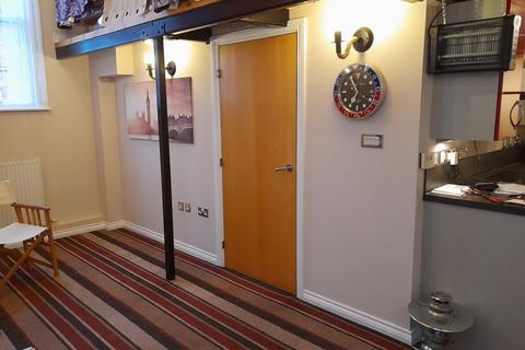 undefined, Euclid Street, Swindon, SN1