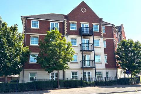2 bedroom ground floor flat for sale
