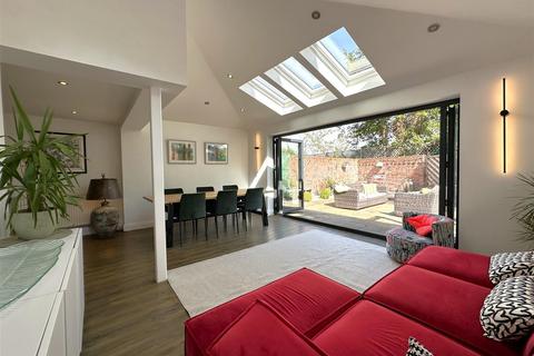 undefined, The Waterfront, Newark