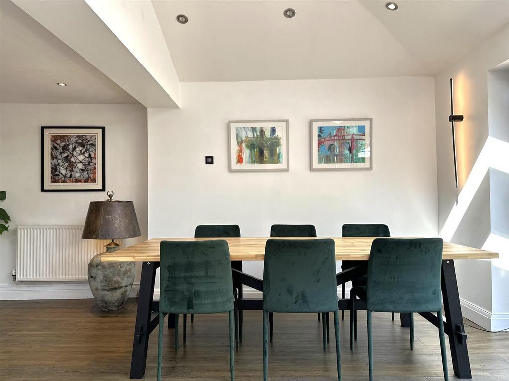 Dining Area 173