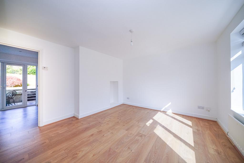 79-Beechfield-Road-03044