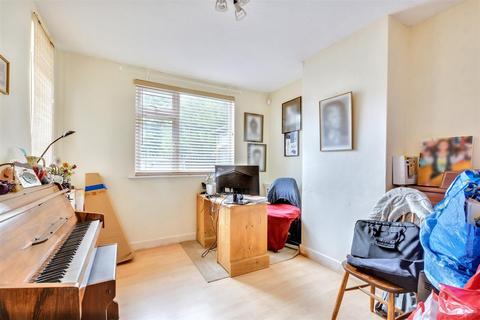 undefined, Grassmere Avenue, Nottingham