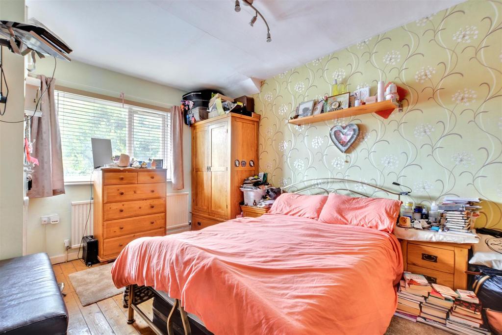 Bedroom One.jpeg