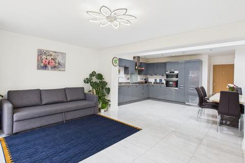 13 Thomas Sackfield Drive, Crewe, CW1 3JA