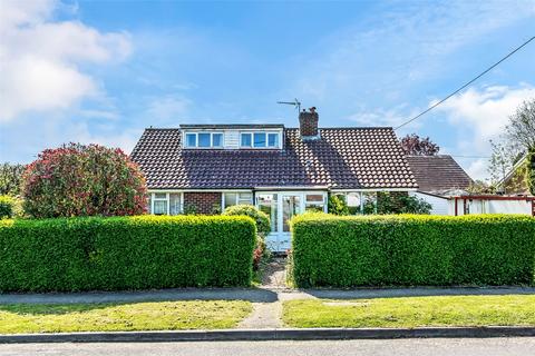 3 bedroom detached house for sale, Woodside Road, Beare Green, Dorking, Surrey, RH5