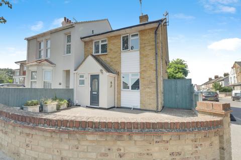 3 bedroom semi-detached house for sale, Ness Road, Southend-on-sea, SS3