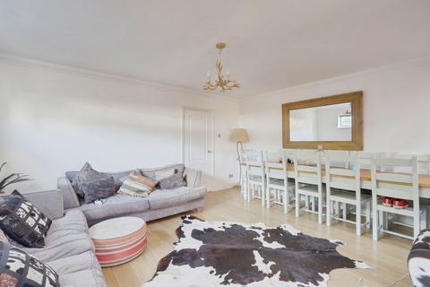 3 bedroom semi-detached house for sale, Ness Road, Southend-on-sea, SS3