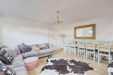 3 bedroom semi-detached house for sale, Ness Road, Southend-on-sea, SS3