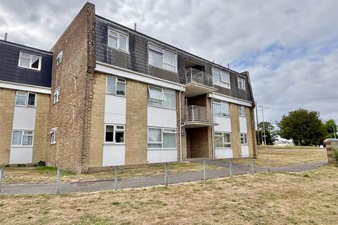 2 bedroom flat for sale, Manton Road, Poole BH15