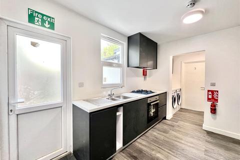 66 Cromwell Road, Hounslow, TW3 3QJ