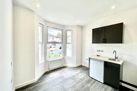66 Cromwell Road, Hounslow, TW3 3QJ