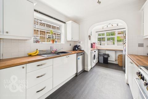 56 Catchpole Close, Kessingland, Lowestoft, NR33 7TL