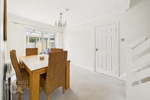 56 Catchpole Close, Kessingland, Lowestoft, NR33 7TL