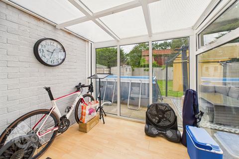 56 Catchpole Close, Kessingland, Lowestoft, NR33 7TL