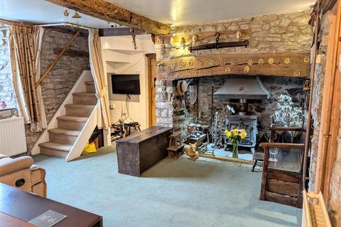 5 bedroom cottage for sale, Pound House & Shepherd's Hut, Forden, Welshpool, SY21 8NU