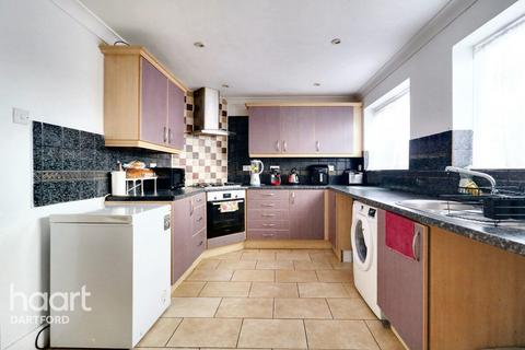 3 bedroom terraced house for sale, Keary Road, Swanscombe
