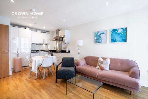 1 bedroom apartment to rent, 38 Millharbour, London E14