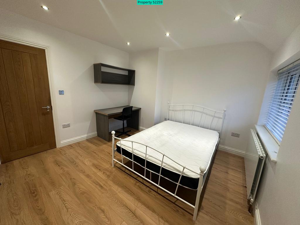 House in Brighton - View 4