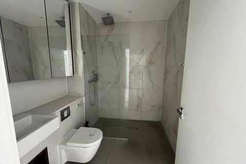 3 bedroom apartment for sale, Ravensbourne Apartments, Central Avenue, London, SW6