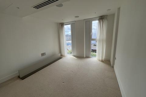 3 bedroom apartment for sale, Ravensbourne Apartments, Central Avenue, London, SW6
