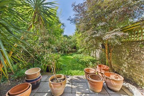 4 bedroom semi-detached house for sale, Broadwater Road, Worthing, BN14 8AH