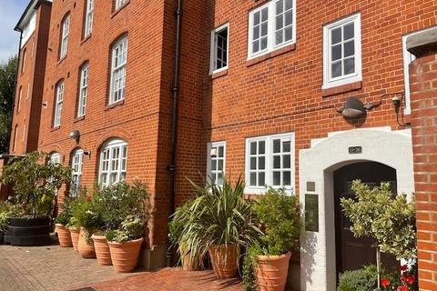 Studio for sale, Cureton Street, London SW1P