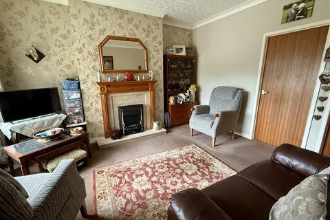 2 bedroom detached bungalow for sale, Heol Y Meinciau, Pontyates, Llanelli