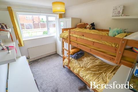 21 Alder Avenue, Upminster, RM14 2NJ