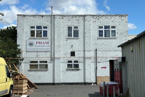 Industrial unit to rent, Forest Rd Ilford IG6 3HJ