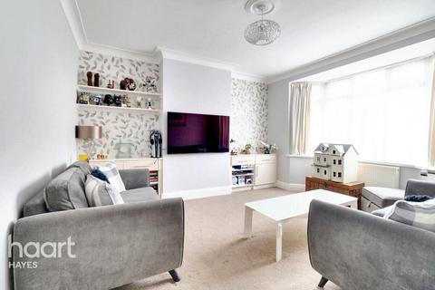 16 Acacia Avenue, Hayes, UB3 2NB