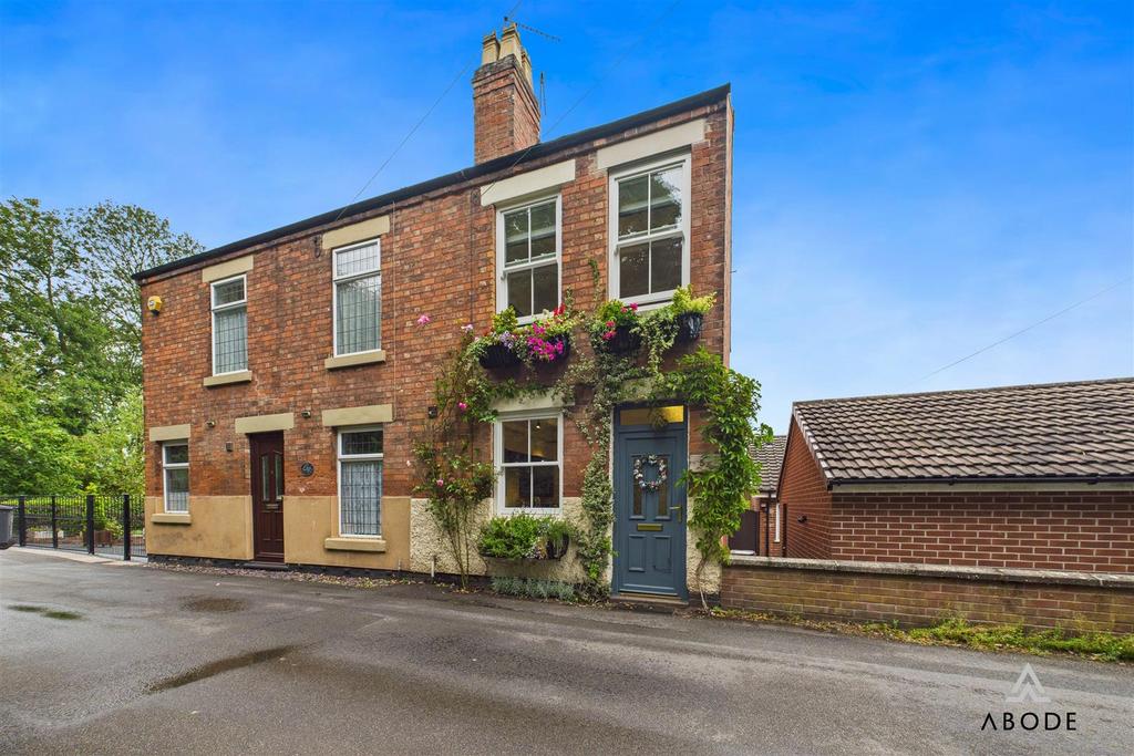 CAM04913 G0-PR0064-STILL001.jpg