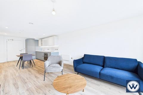 1 bedroom apartment to rent, Block B Railings, M5