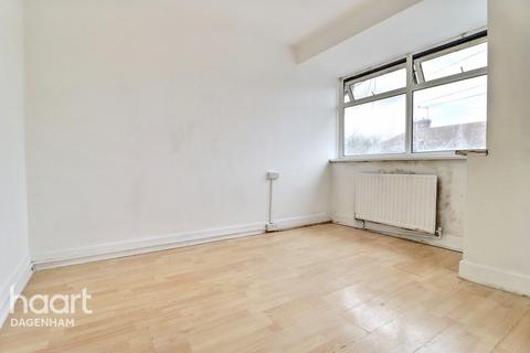 28 Third Avenue, Dagenham, RM10 9BA