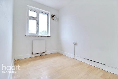 28 Third Avenue, Dagenham, RM10 9BA
