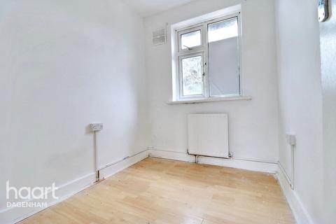 28 Third Avenue, Dagenham, RM10 9BA