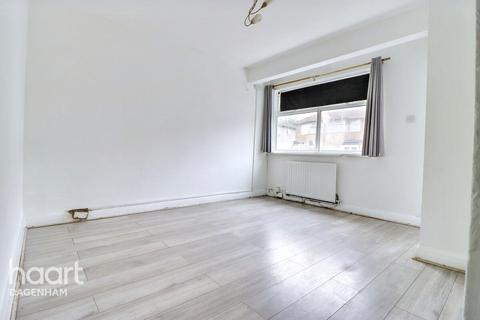 28 Third Avenue, Dagenham, RM10 9BA