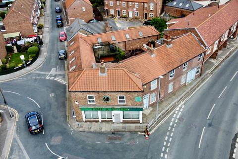 5 bedroom terraced house for sale, Beckside, Beverley, HU17 0PB