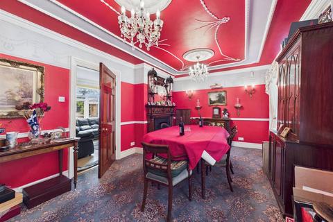 5 bedroom terraced house for sale, Beckside, Beverley, HU17 0PB