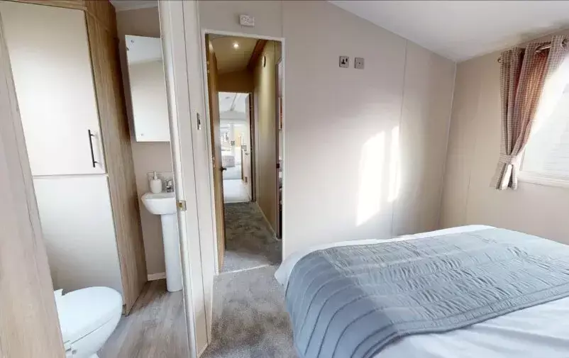 5 Edit Scaled 802x505 F50 50