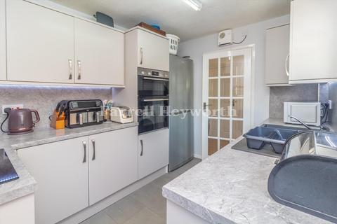 3 bedroom bungalow for sale, Croasdale Drive, Thornton Cleveleys FY5