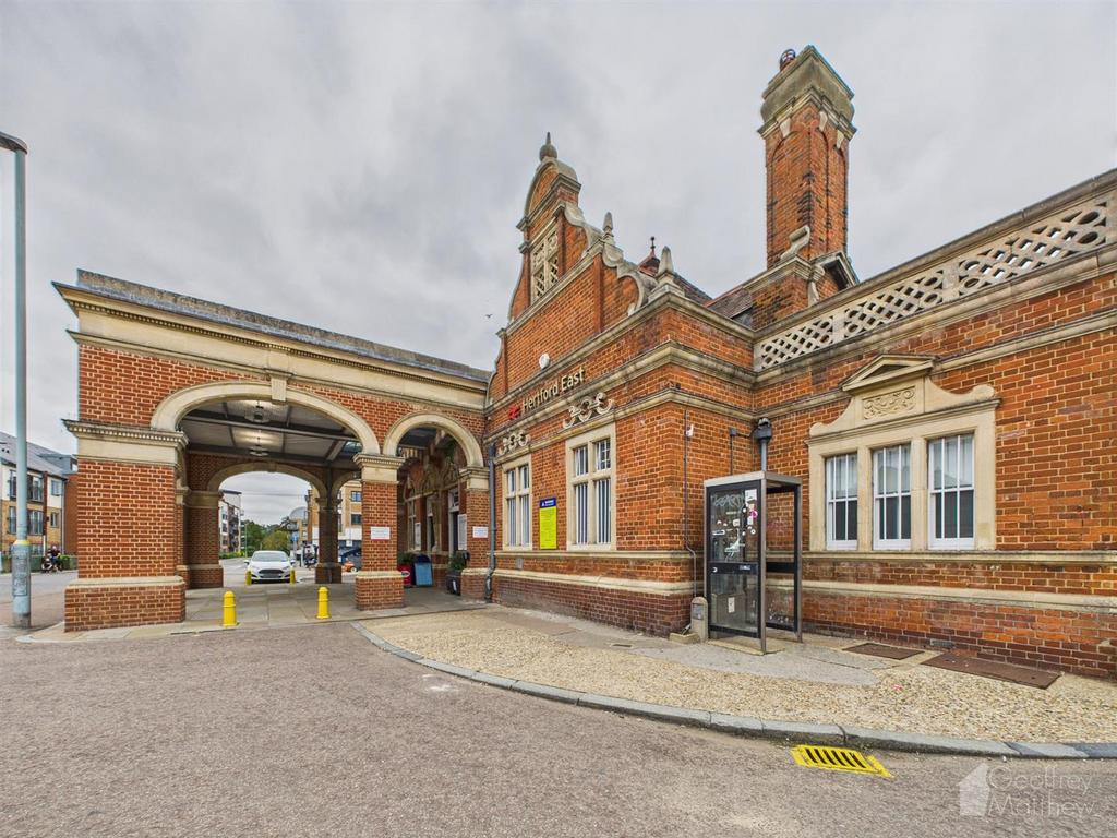 CAM02365 G0-PR0343-STILL002.jpg