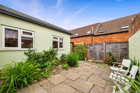 4 bedroom detached house for sale, Station Road, Marlow SL7