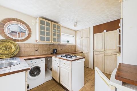 4 bedroom detached house for sale, Station Road, Marlow SL7