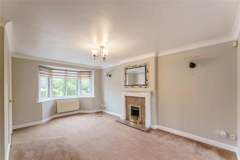10 Henley Drive, Featherstone, Pontefract, WF7 5NY