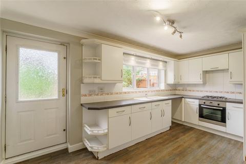 10 Henley Drive, Featherstone, Pontefract, WF7 5NY